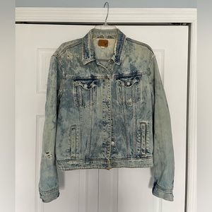 American Eagle Jean jacket distressed demin blue
